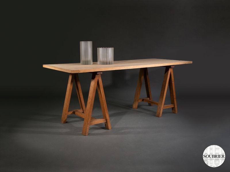 Table en noyer